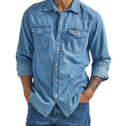 Wrangler Men's Iconic Denim Regular Fit Snap Shirt, Lake Wash, Large 🍁 All In One Marketplace Canada